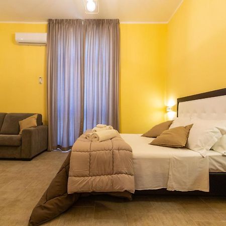 B&B Trianon Napoli Bagian luar foto
