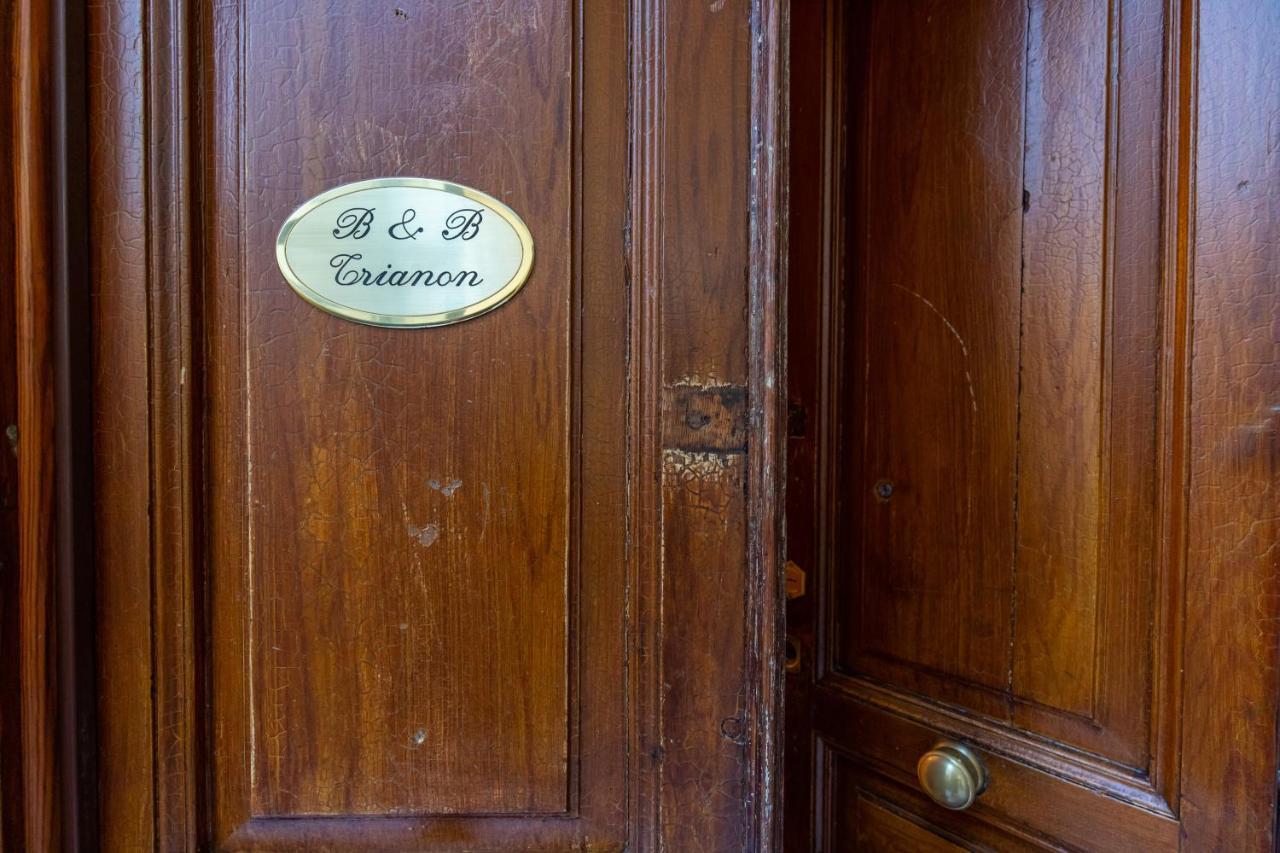 B&B Trianon Napoli Bagian luar foto