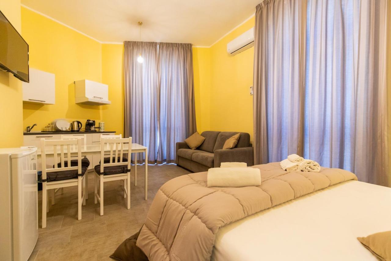 B&B Trianon Napoli Bagian luar foto