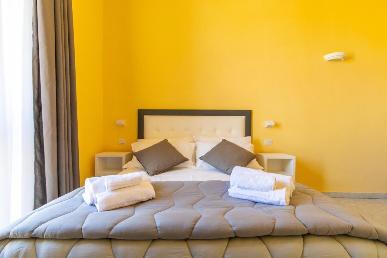 B&B Trianon Napoli Bagian luar foto