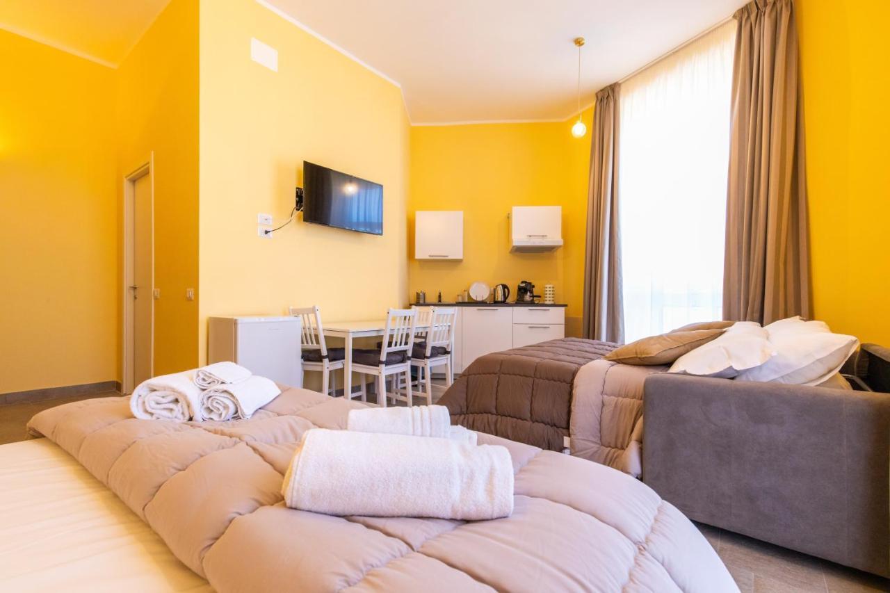 B&B Trianon Napoli Bagian luar foto