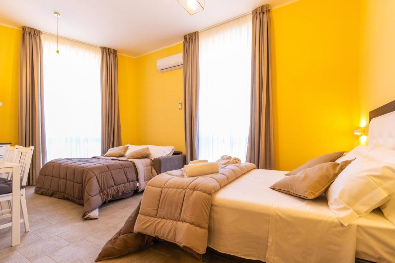 B&B Trianon Napoli Bagian luar foto