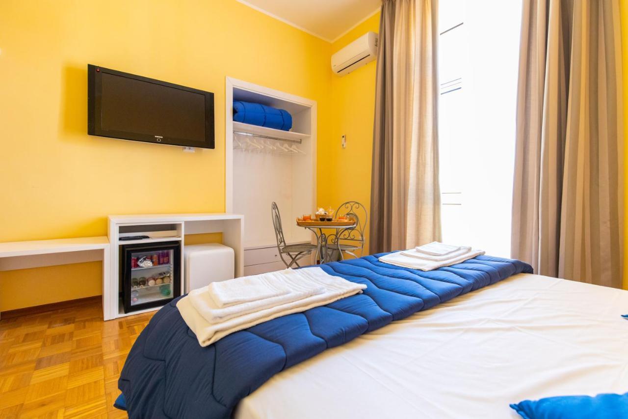 B&B Trianon Napoli Bagian luar foto