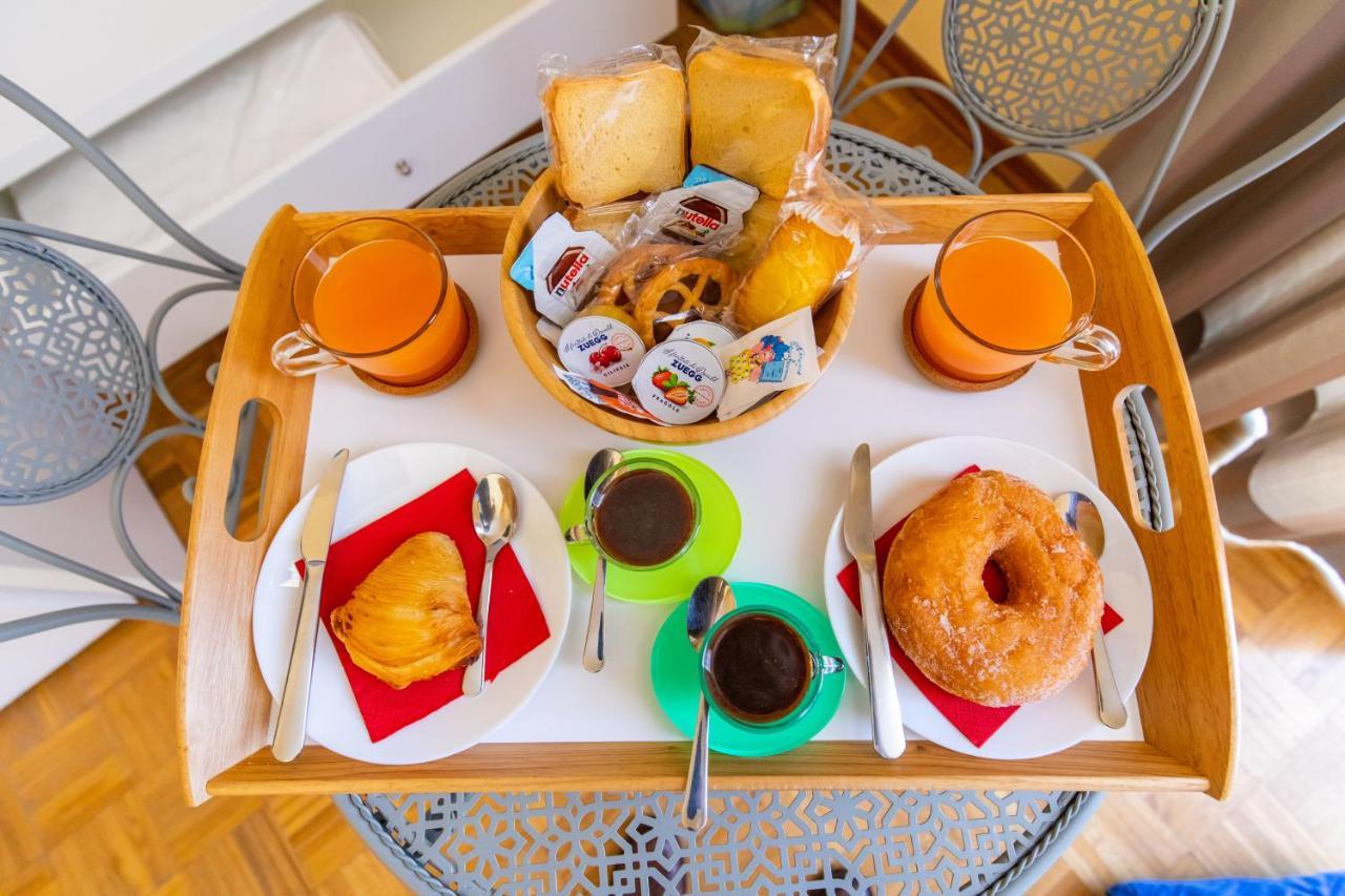 B&B Trianon Napoli Bagian luar foto
